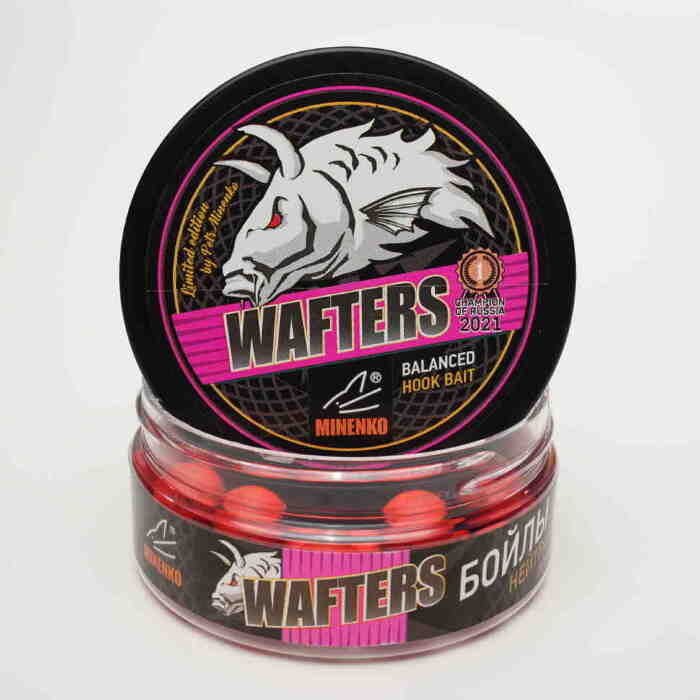 Бойлы нейтральной плавучести STRAWBERRY (КЛУБНИКА) WAFTERS PRO FLUO 15мм